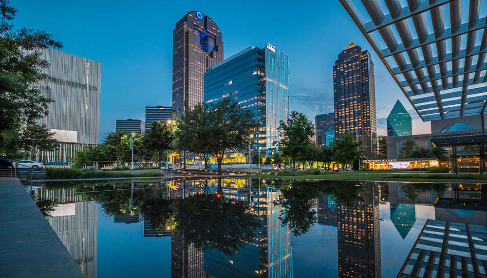 Downtown Dallas Arts District at night
